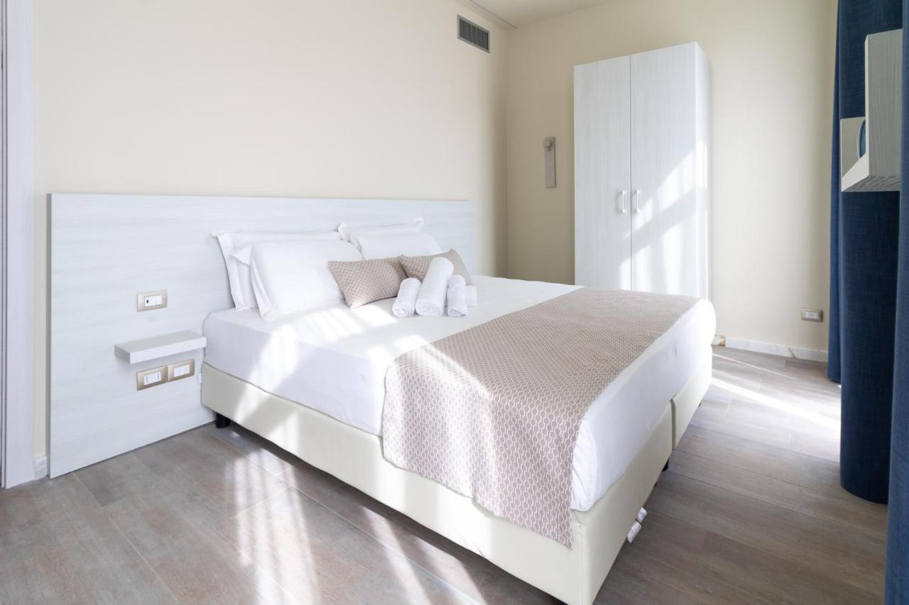 Doride Suites Boutique Hotel Marina di Carrara Kültér fotó
